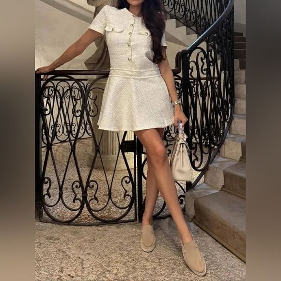 BLoggers fav Zara SHORT STRUCTURED DRESS ZW COLLECTION - Picture 1 of 6